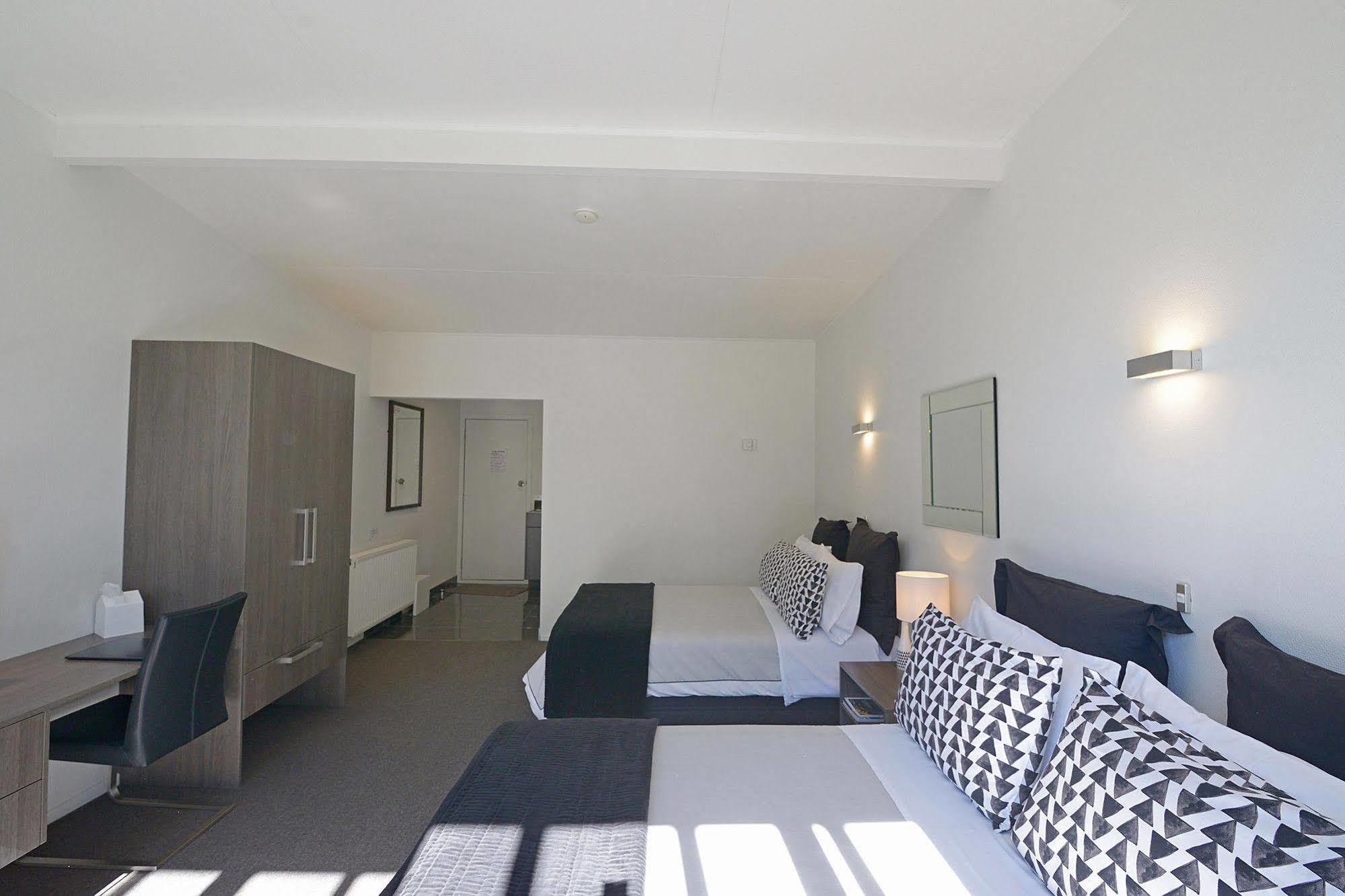 Pacific Park Motel And Conference Centre Dunedin Exterior photo